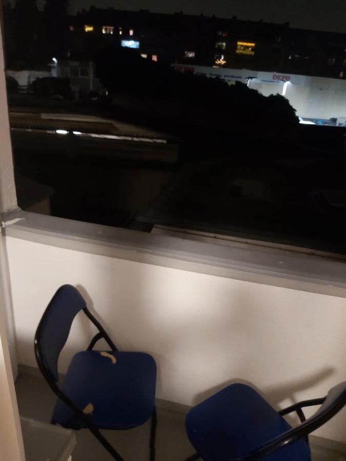 1 Zimmerwohnung Mit Kueche, Balkon Und Badezimmer In Duesseldorf Apartmen Düsseldorf Exterior foto